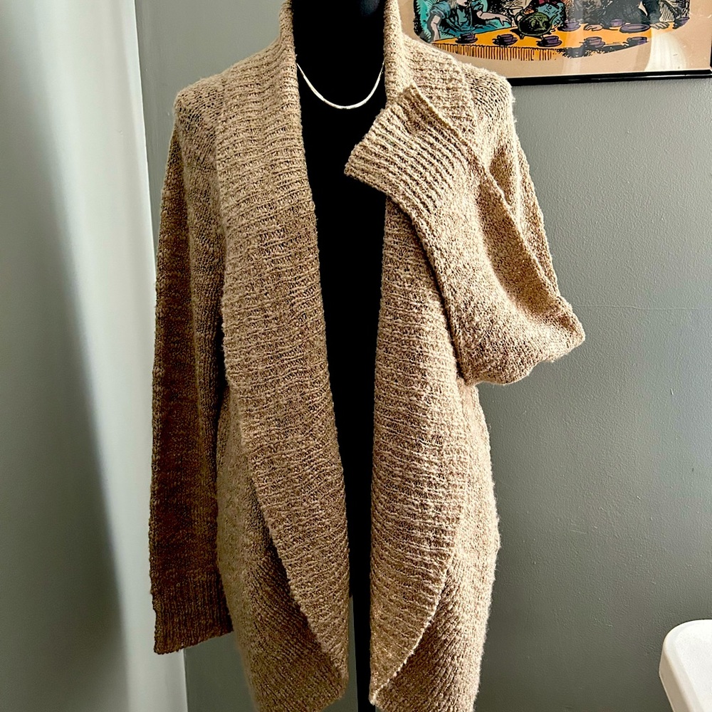 Chico’s Size 2 Tan Boucle Knit Long Cardigan w Lace Back